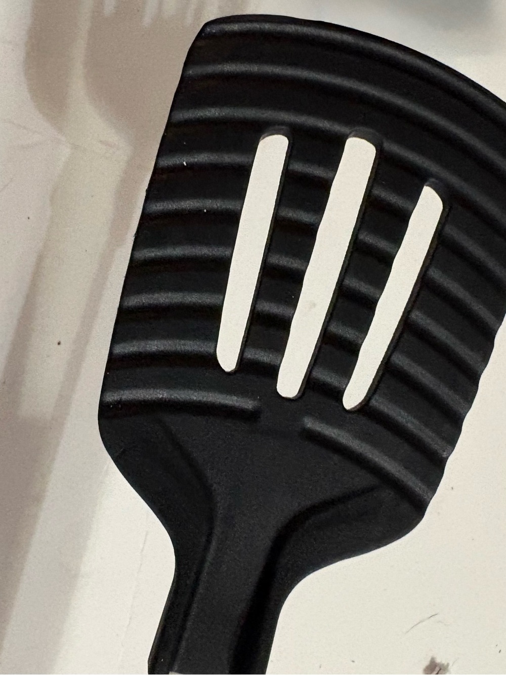 Pampered Chef Spatula Tongs (dual spatula head) - Picture 7 of 7